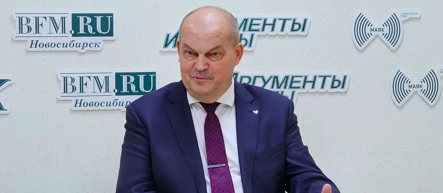 Фото «В детстве я мечтал стать космонавтом». Глава Депобра мэрии Новосибирска Рамиль Ахметгареев дал первое интервью юнкорам Сиб.фм Group 4